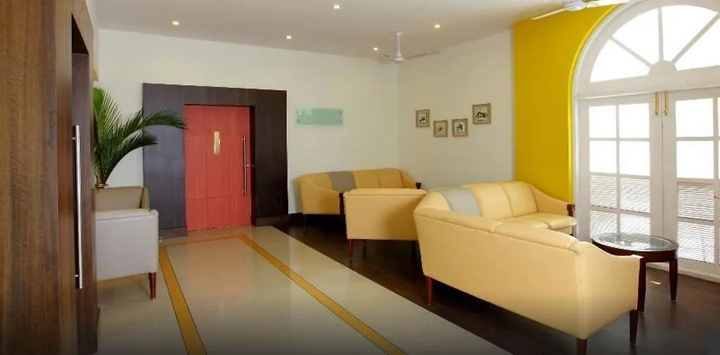 Hotel Luciya Palace Thrissur