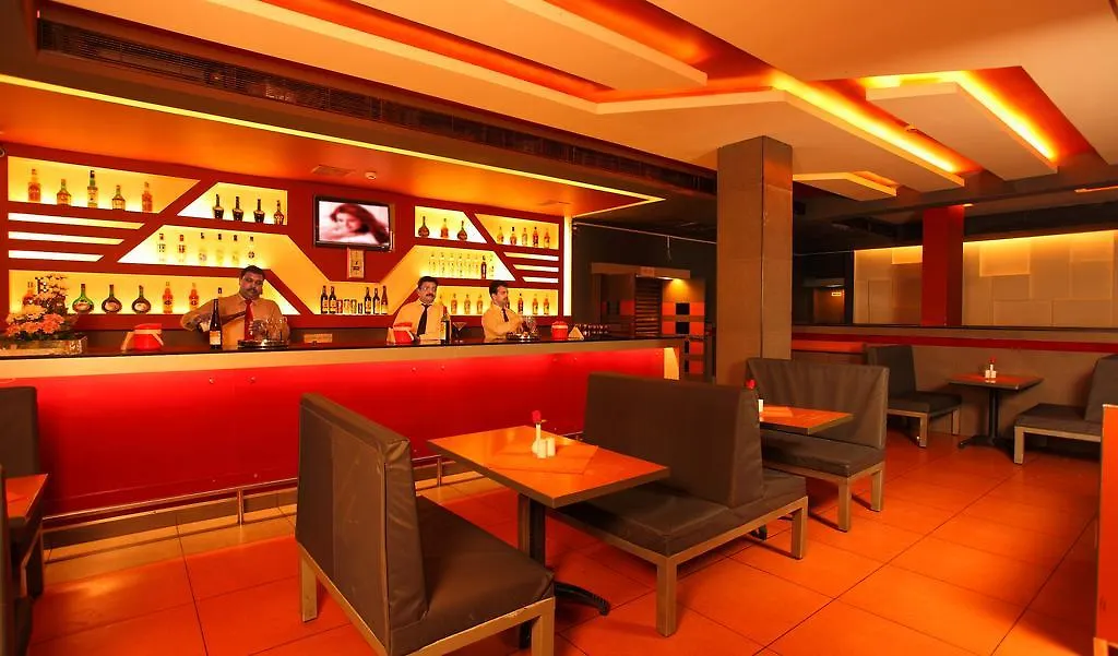 Hotel Luciya Palace Thrissur 4*,